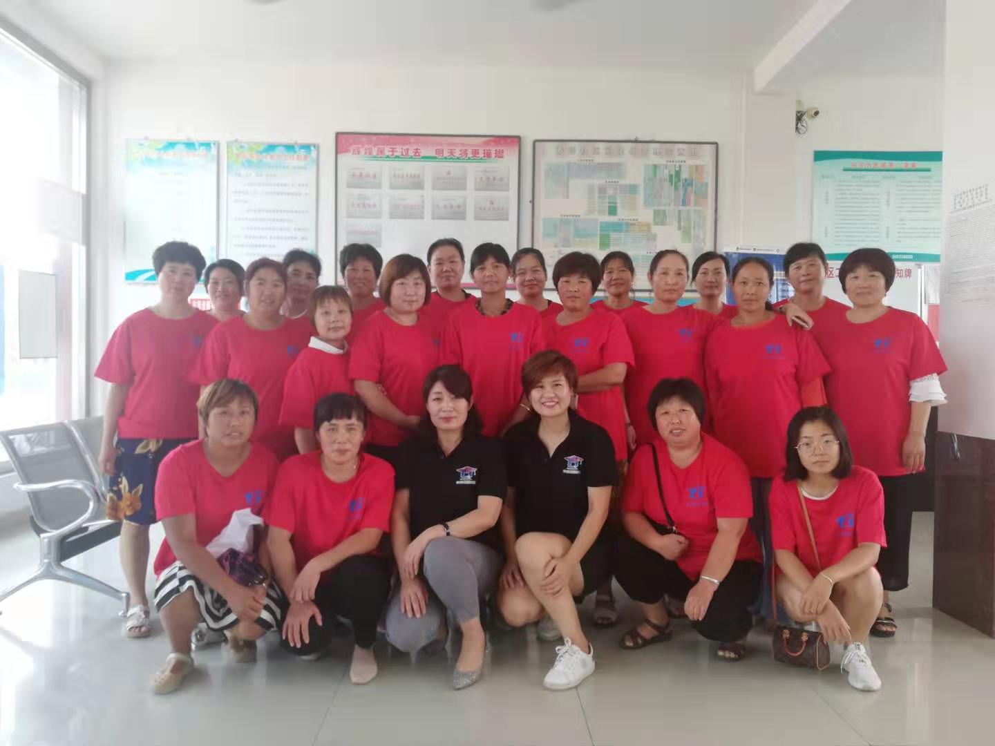 诸城中企职业培训学校在寿塔社区举办育婴员培训讲座